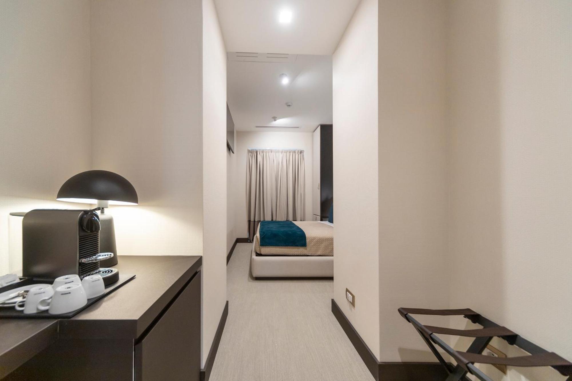 ซาน คาร์โล สวีต Hotel โรม ภายนอก รูปภาพ