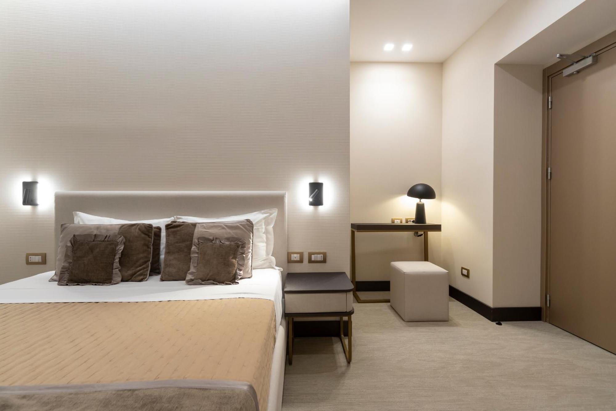 ซาน คาร์โล สวีต Hotel โรม ภายนอก รูปภาพ