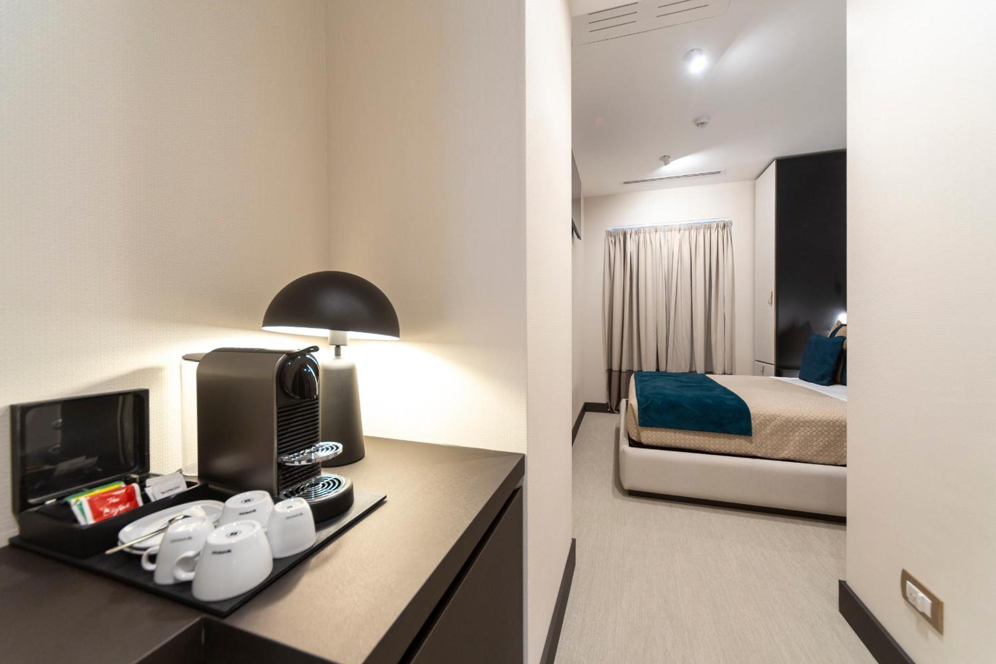 ซาน คาร์โล สวีต Hotel โรม ภายนอก รูปภาพ